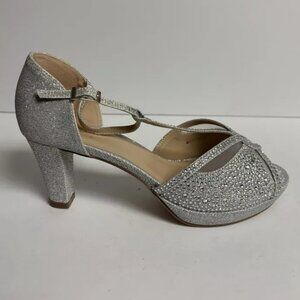 Paradox London Women’s Nora, Silver Glitter Pumps, Size 7.5 M